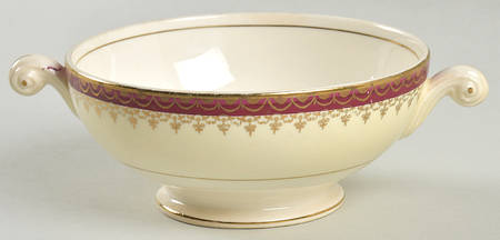 N1642 Footed Cream Soup Bowl