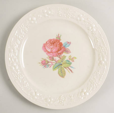 TH1 Luncheon Plate