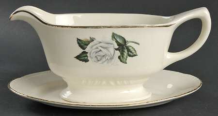 L634 Gravy Boat & Underplate