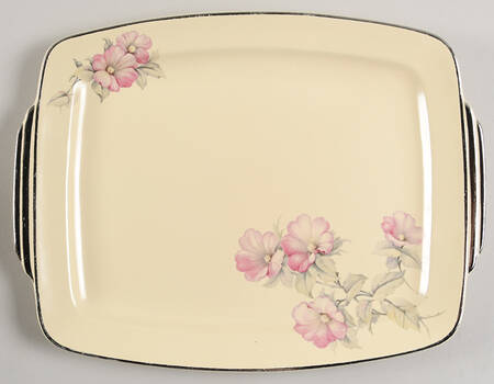 The Romance 13" Oval Serving Platter