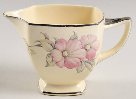 The Romance Creamer