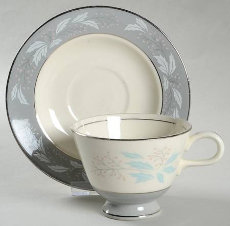 CV68 Footed Cup & Saucer Set