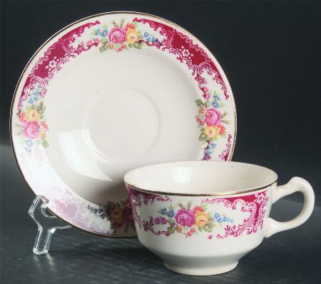 B1309 Flat Cup & Saucer Set