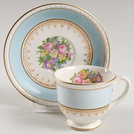 G3316 Footed Demitasse Cup & Saucer Set by Homer Laughlin 