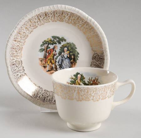 HLC367 Footed Cup & Saucer Set
