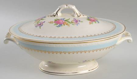 HLC369 Oval Covered Vegetable