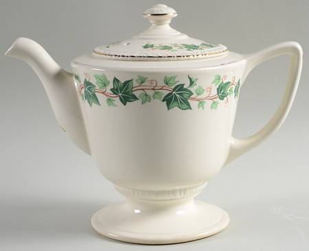 HLC39 Teapot & Lid