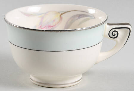 W9823 Footed Cup
