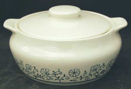 Sturbridge Round Covered Vegetable