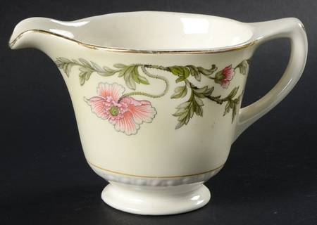 W146 Creamer