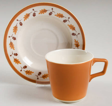Acorn Flat Cup & Saucer Set