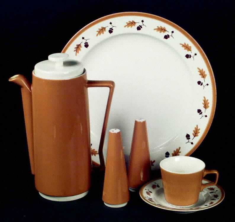 Acorn Coffee Pot & Lid