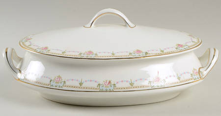 Virginia Oval Covered Vegetable