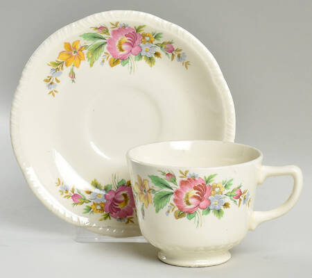 HLC465 Footed Cup & Saucer Set