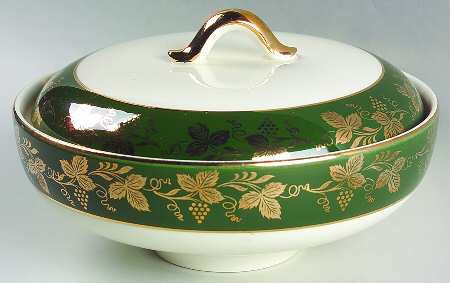 N427 Round Covered Vegetable
