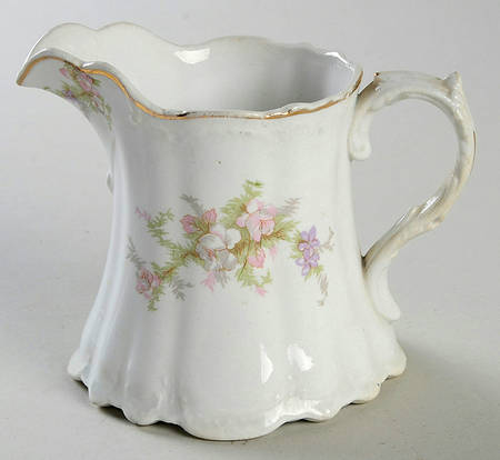 H1804 Creamer