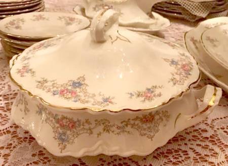 HLC524 Round Covered Vegetable