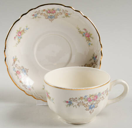 HLC524 Flat Cup & Saucer Set
