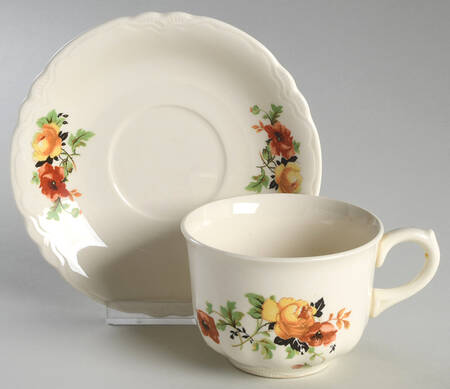 K4124 Flat Cup & Saucer Set