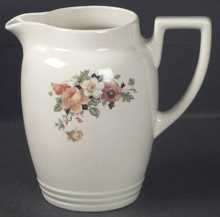 K4124 56 Oz Pitcher