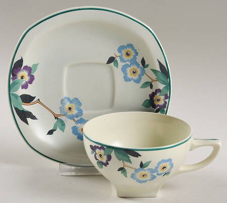 HLC541 Flat Cup & Saucer Set