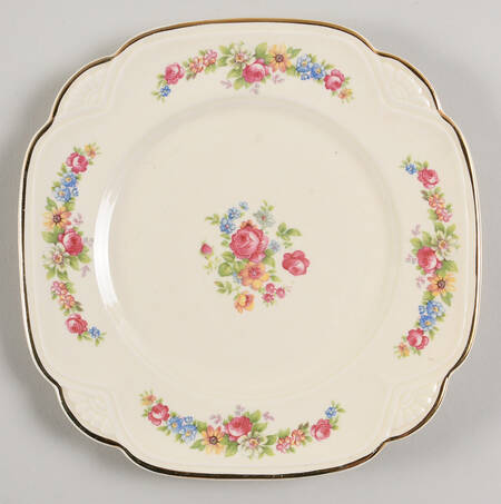 M211 Square Salad Plate