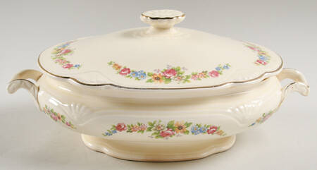 M211 Oval Covered Vegetable