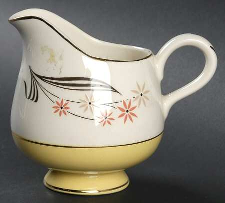 HLC592 Creamer