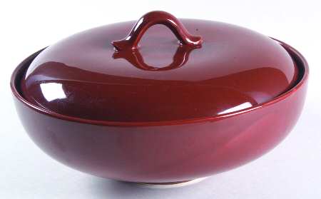 Chanticleer Round Covered Vegetable
