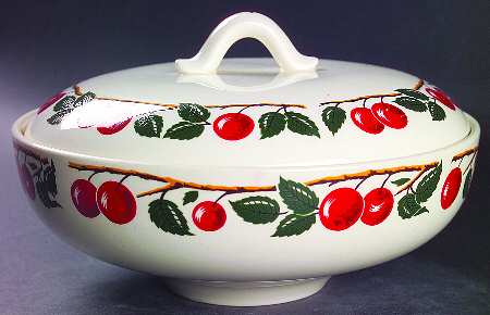 Cherry Valley Round Covered Vegetable