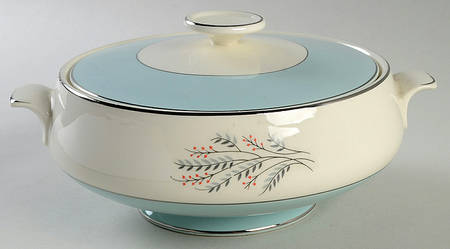 Triumph Round Covered Vegetable