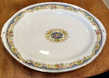 HLC681 12" Oval Serving Platter