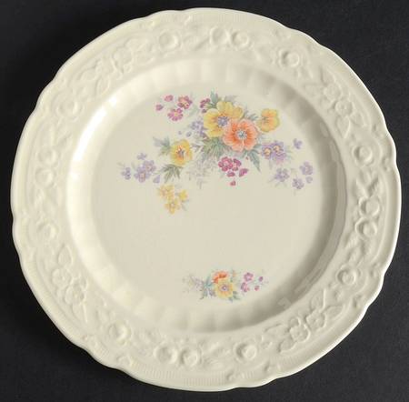 W232 Salad Plate