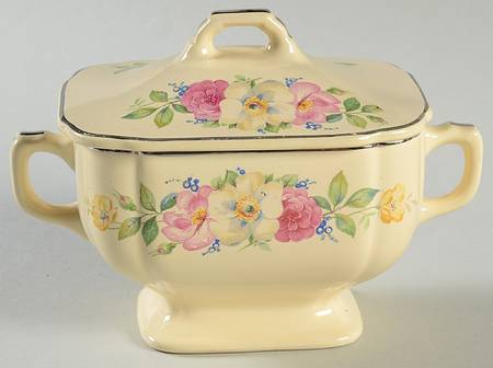 C106 Sugar Bowl & Lid