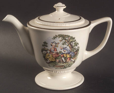 HLC77 Teapot & Lid