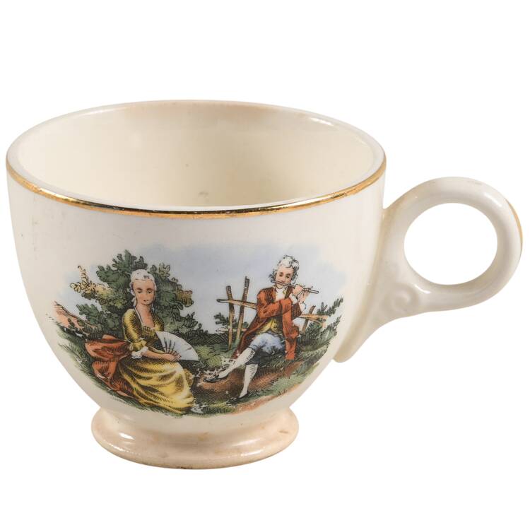 HLC77 Footed Demitasse Cup
