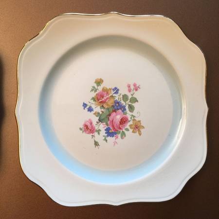 HLC81 Square Salad Plate