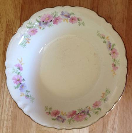 HLC89 8" Round Vegetable Bowl