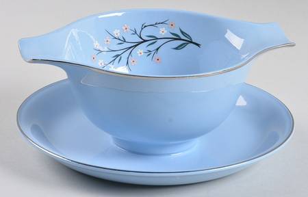 Bluemont Gravy Boat with Attached Underplate