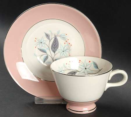 HLS301 Footed Cup & Saucer Set