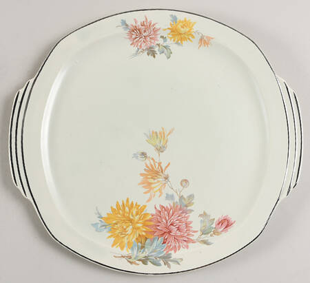 J62 Cake/Chop Plate/Round Serving Platter