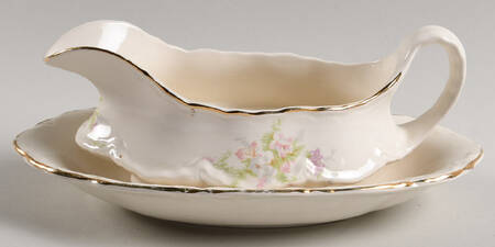 Jean Gravy Boat & Underplate/Relish