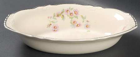 JJ59 9" Oval Vegetable Bowl