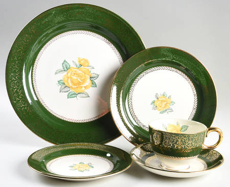 Lady Greenbriar 5 Piece Place Setting