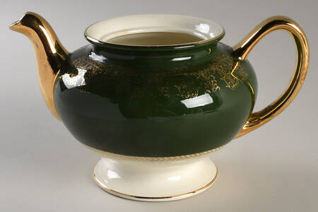 Lady Greenbriar Teapot No Lid by Homer Laughlin 