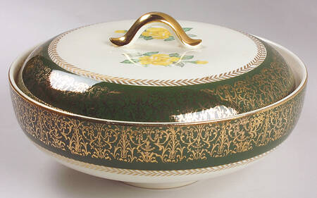 Lady Greenbriar Round Covered Vegetable by Homer Laughlin 