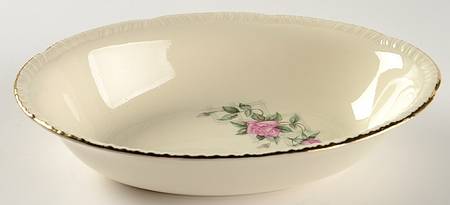 Lattice Rose 9" Oval Vegetable Bowl