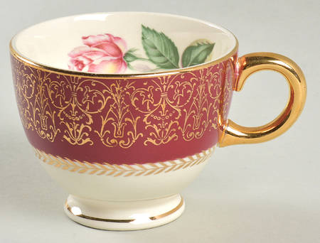 Lady Stratford Footed Cup