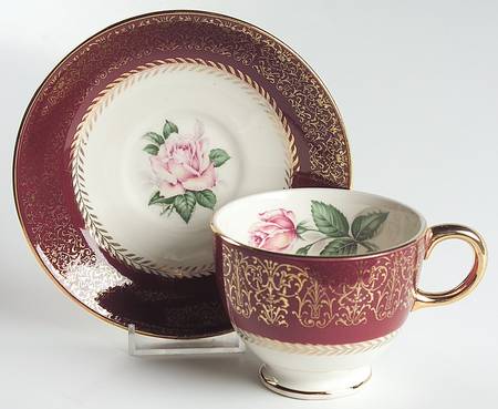 Lady Stratford Footed Cup & Saucer Set