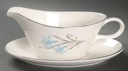 Linda Gravy Boat & Underplate